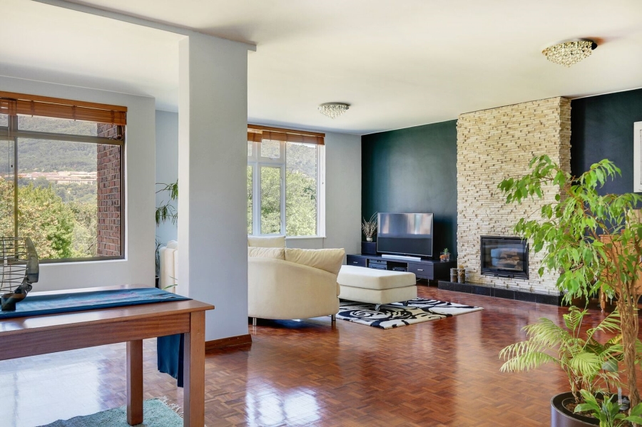 4 Bedroom Property for Sale in Rondebosch Western Cape